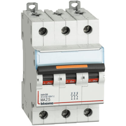 Interruttore magnetotermico 32 Im 3P 2,5A 25kA - BTI FV83SM32