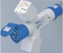 Derivatore adattatore mobile ip44 - 2 uscite derivate -cablato-spina 3p+n+t 16a 400v ac -50/60hz-2 prese p17/11 + 1 presa p30-p17 + 1 presa 3p+n+t 16a - GEW GW64236