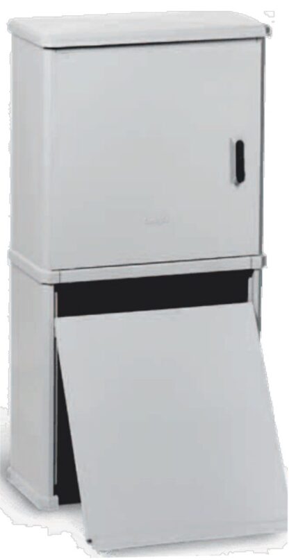Armadio vetroresina cv 546x570x308 - 1vano + zoccolo - CON 073501967