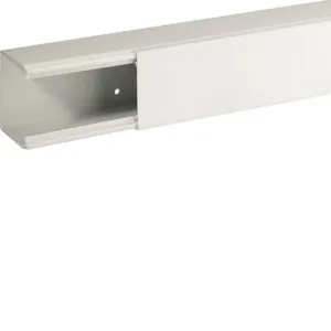 Canale porta cavi a base piana. SI ACQUISTA A 2 METRI (2 METRI) - IBO B01828