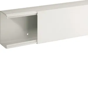 Canale porta cavi a base piana. SI ACQUISTA A 2 METRI (2 METRI) - IBO B01832