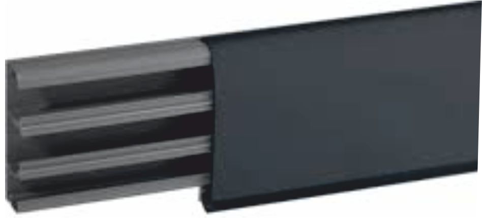 Canale battiscopa a 3 scomparti 81,5x22,5mm. SI ACQUISTA A 2 METRI - IBO B09699